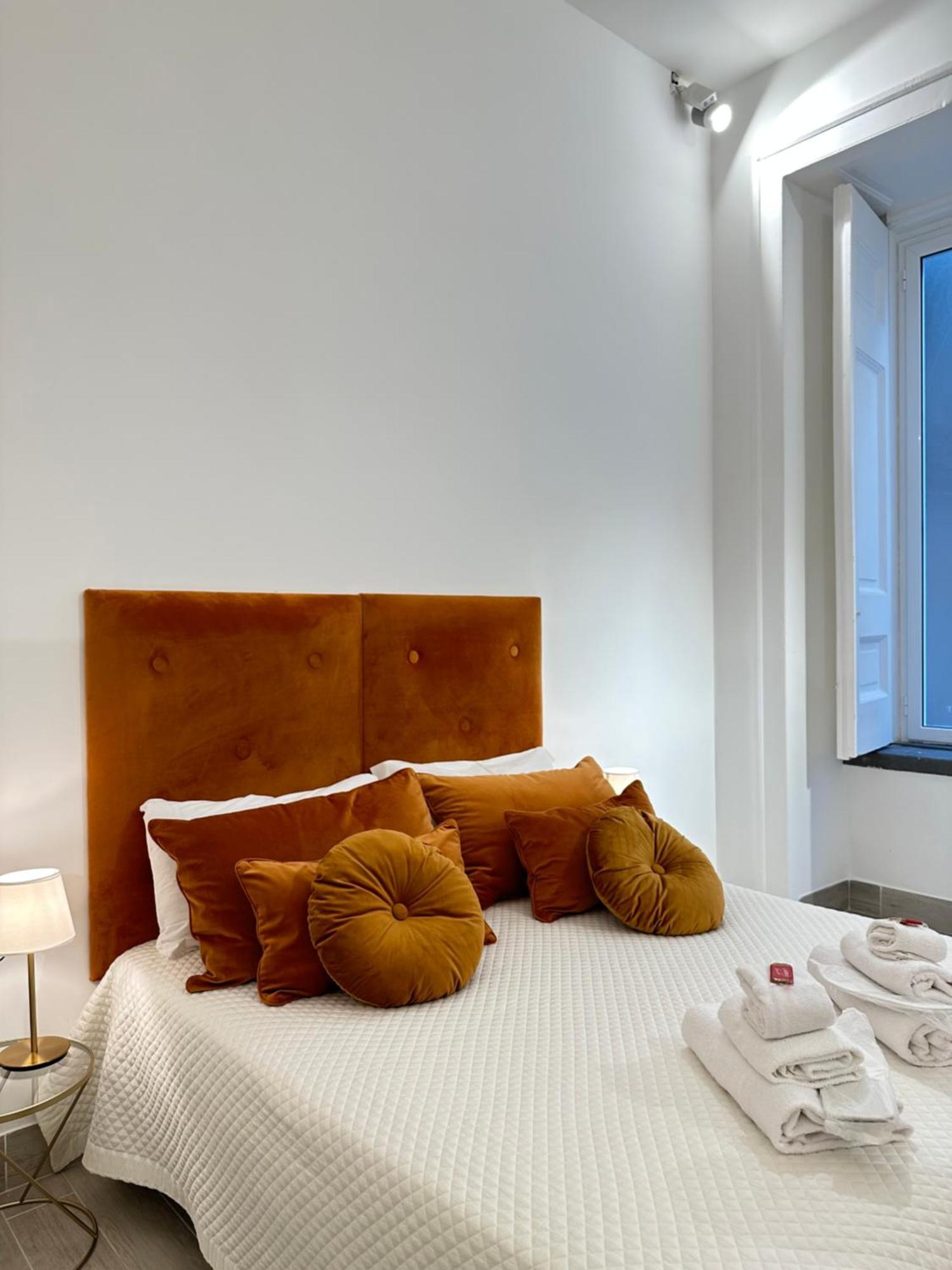 Maison M Napoli Boutique Rooms Exterior photo